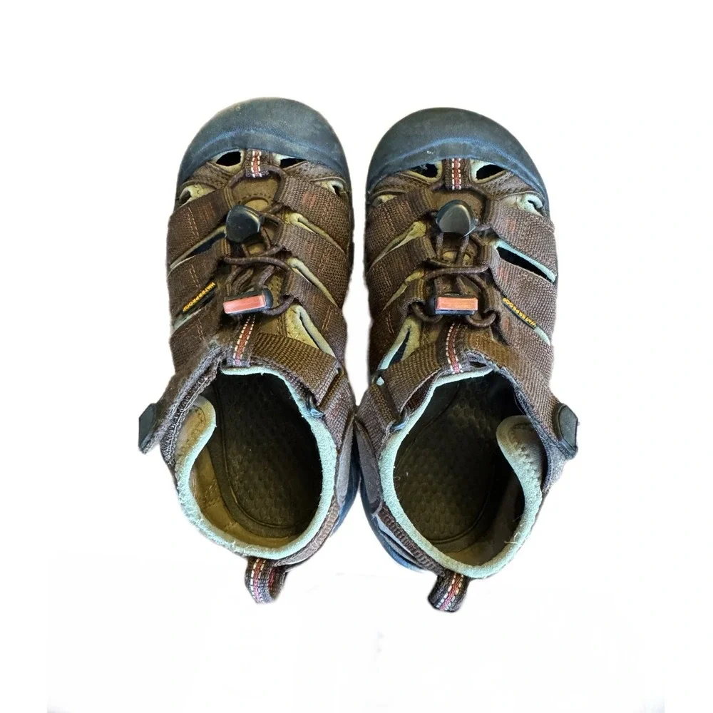 Keen Newport H2 Brown grey Hiking Sandals boys Youth Size 1 Waterproof shoes